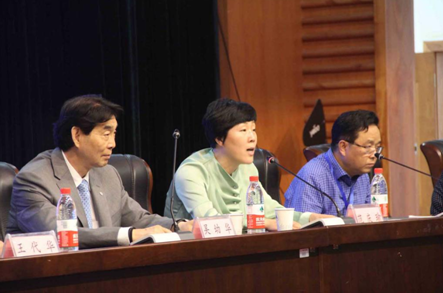 会议现场3.png