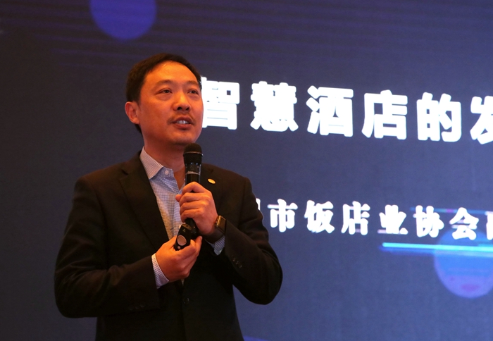 深圳市饭店业协会副会长 黄小河