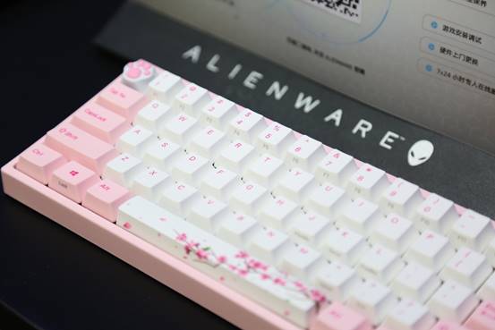 进攻线下，阿米洛进驻alienware外星人旗舰店