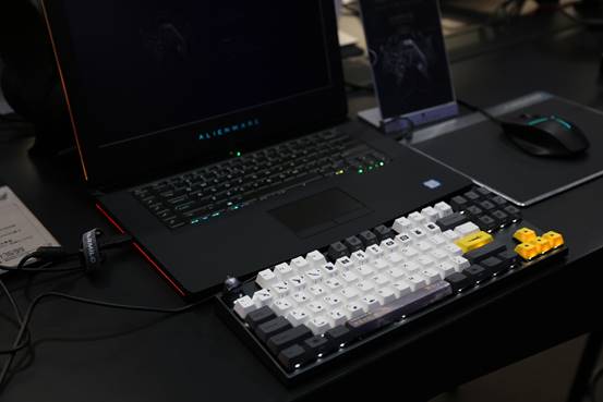 进攻线下，阿米洛进驻alienware外星人旗舰店