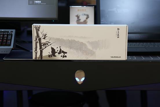 进攻线下，阿米洛进驻alienware外星人旗舰店