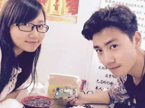 扎根贵州深山三年：这位90后小伙用一家古法红糖厂让留守儿童告别孤单
